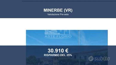 Immobile in asta di 223 m² con più di 5 locali a M