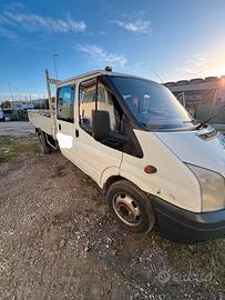 Ford transit doppia cabina