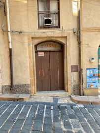 Locale ad uso negozio o ufficio o altro