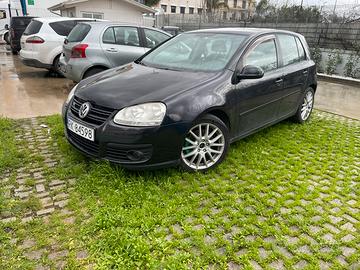 Vw golf 5 tdi GTD compreso assicurazione
