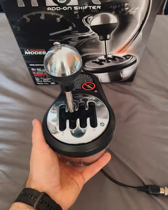 Thrustmaster TH8A Shifter