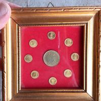 Quadretto Vintage 13x13 cm. San Marino 8 monete.