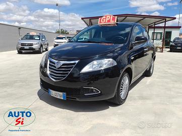 Lancia Ypsilon 1.2 Benz/GPL - 69cv NEOPATENTATI