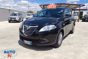 Lancia Ypsilon 1.2 Benz/GPL - 69cv NEOPATENTATI