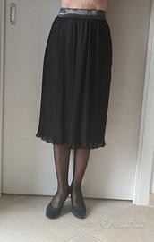 Gonna plissettata in georgette nera