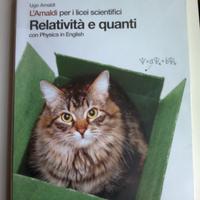 Relatività e quanti - con Physics in English