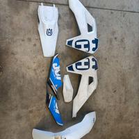 Plastiche Moto Husquarna 250