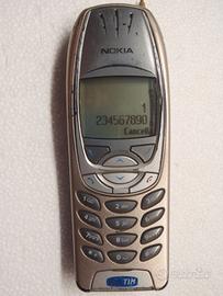 Nokia 6310 con batterie
