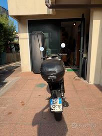 ME06 SCOOTER ELETTRICO