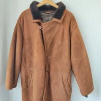 Montone rovesciato marrone vintage