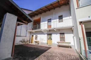 CASA SEMINDIPENDENTE A BOSCONERO