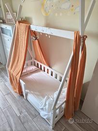 Lettino a capanna  + materasso + tenda