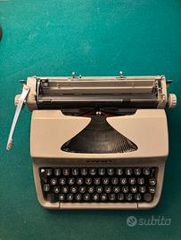 Macchina da scrivere