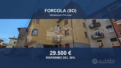 Immobile in asta di 189 m² con più di 5 locali a F