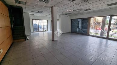 NEGOZIO A CASSAGO BRIANZA