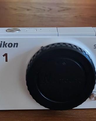 Nikon 1 s1