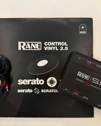 Interfaccia Rane SL3 per DJ + 2 vinili timecode