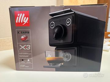 Macchina prr caffe illy x 3