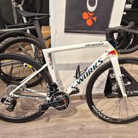 Specialized S-Works Tarmac SL8 LTD: Red Bull BORA