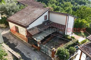 Casa Indipendente Roccabascerana