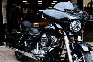 Harley-davidson FLHX Street Glide 103 SPECIAL