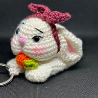 Cover Chiavi Coniglia col fiocco all’uncinetto
