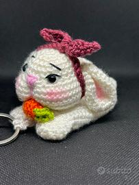 Cover Chiavi Coniglia col fiocco all’uncinetto