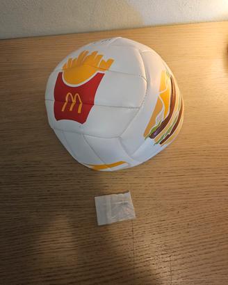 Pallone da volley Mc Donald's 2024