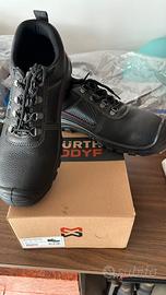 Scarpe antinfortunistiche