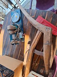 Antico aratro in legno originale 