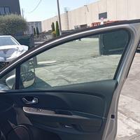 Alzavetro anteriore dx RENAULT CLIO 4 anno 2017