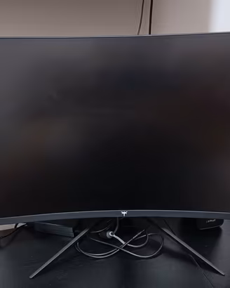 KTC Monitor Gaming Curvo 2K 180hz VA Come Nuovo