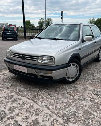 Volkswagen Golf GTI 2.0 cat 3 porte Edition Air SO