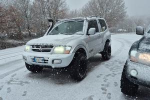 pajero v60 2.5