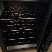 Cantina per vini di servizio