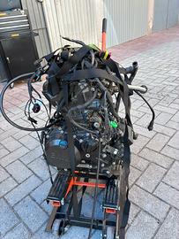 Motore COMPLETO bmw g310r 2023