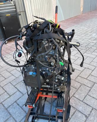 Motore COMPLETO bmw g310r 2023