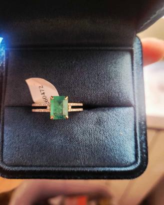 Anello Oro Rosa 14K con smeraldo 1,58ct  e diaman