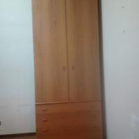 armadio  in laminato a due ante