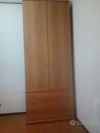 armadio  in laminato a due ante