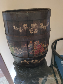 Antica botte dipinta a mano