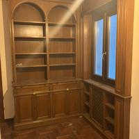 Libreria in legno su misura