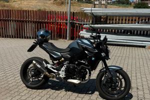 BMW F900R