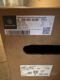 Mercedes c220 anno 2024 cerchio 245/40/18)