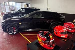 Ferrari Purosangue - A LISTINO - LEASING