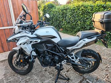 Benelli TRK 502X