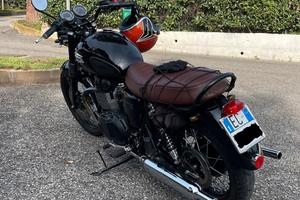 Triumph T100 Black