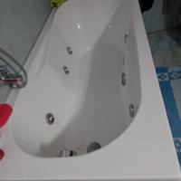 Vasca idromassaggio