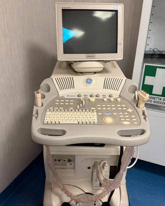 STRUMENTAZIONE PER STUDIO MEDICO CARDIOLOGICO