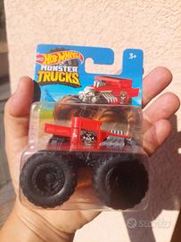 Bone Shaker Monster trucks hotwheels 